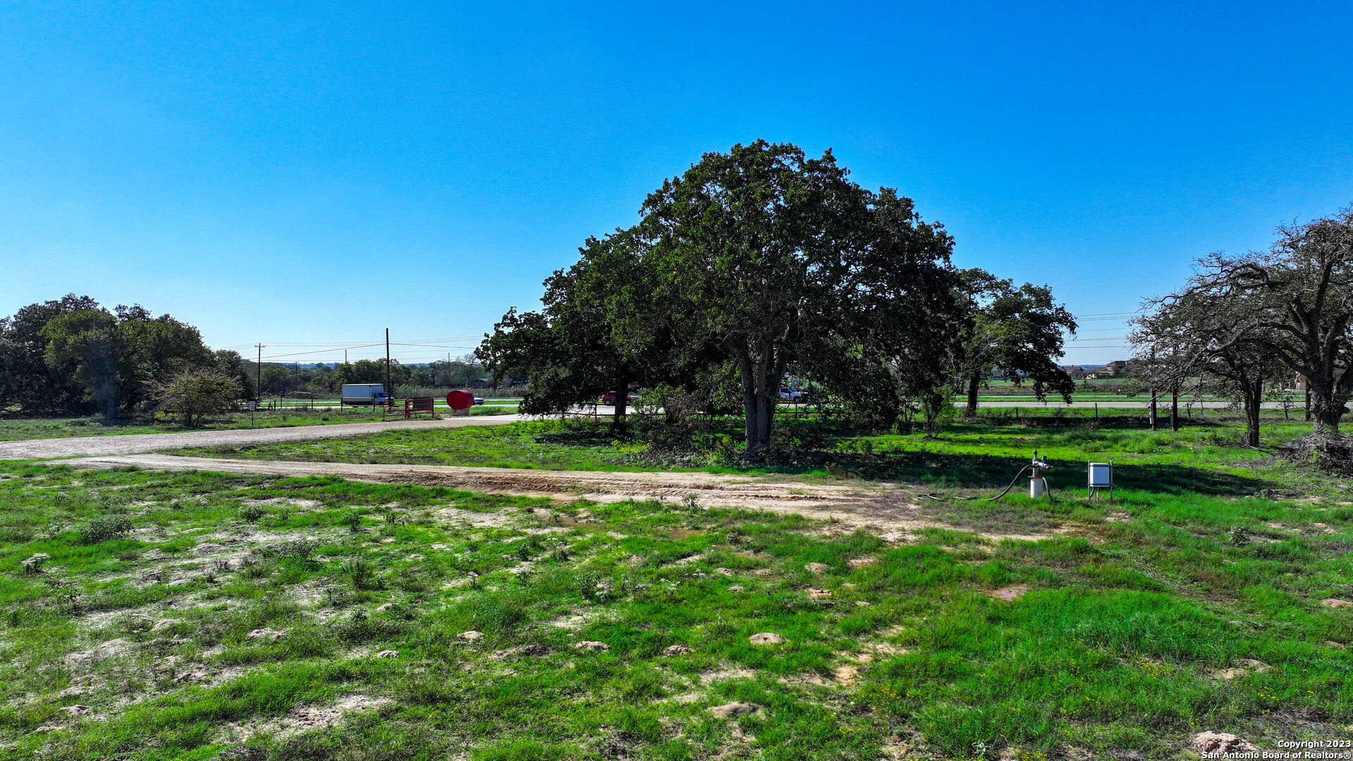 6506 Us Highway 181 N Floresville TX 78114