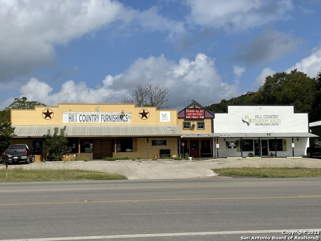1768 Fm 2673 Canyon Lake TX 78133