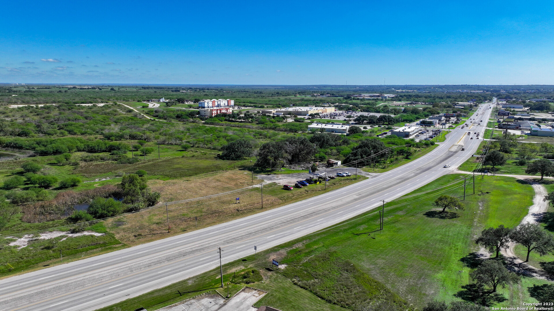 4529 Us-181 S Kenedy TX 78119