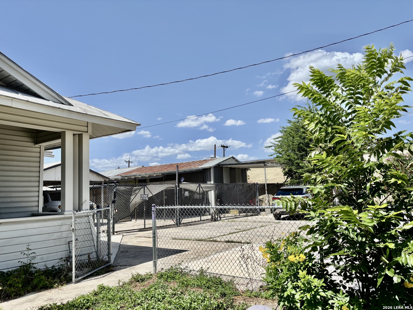 351 E Southcross San Antonio TX 78214
