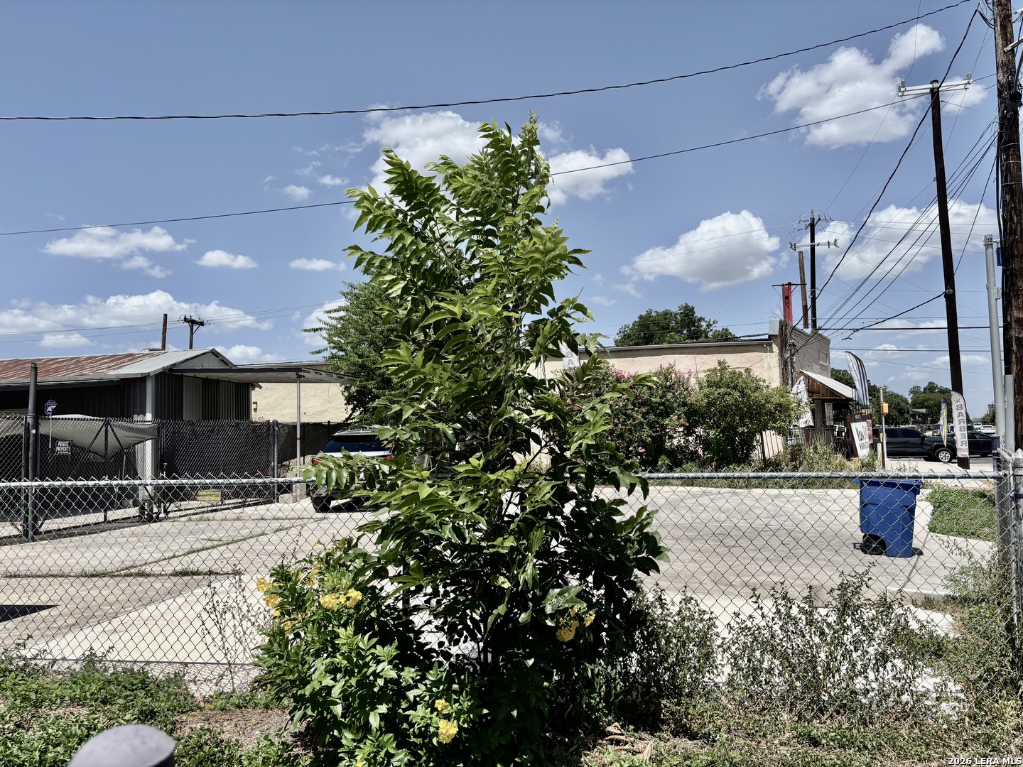 351 E Southcross San Antonio TX 78214