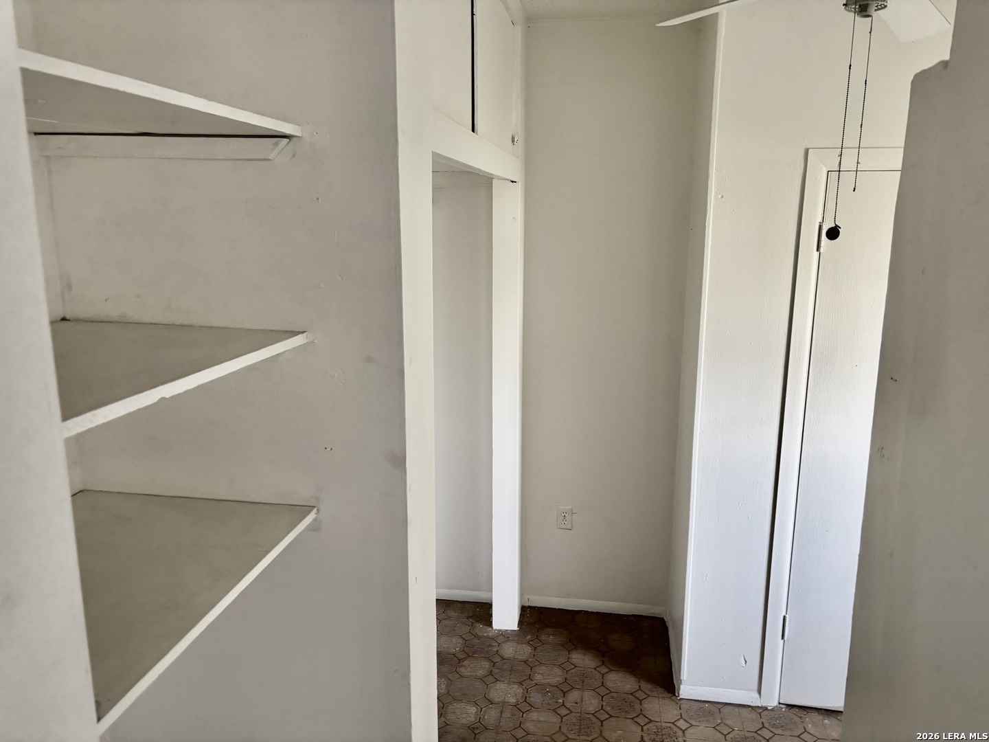 351 E Southcross San Antonio TX 78214
