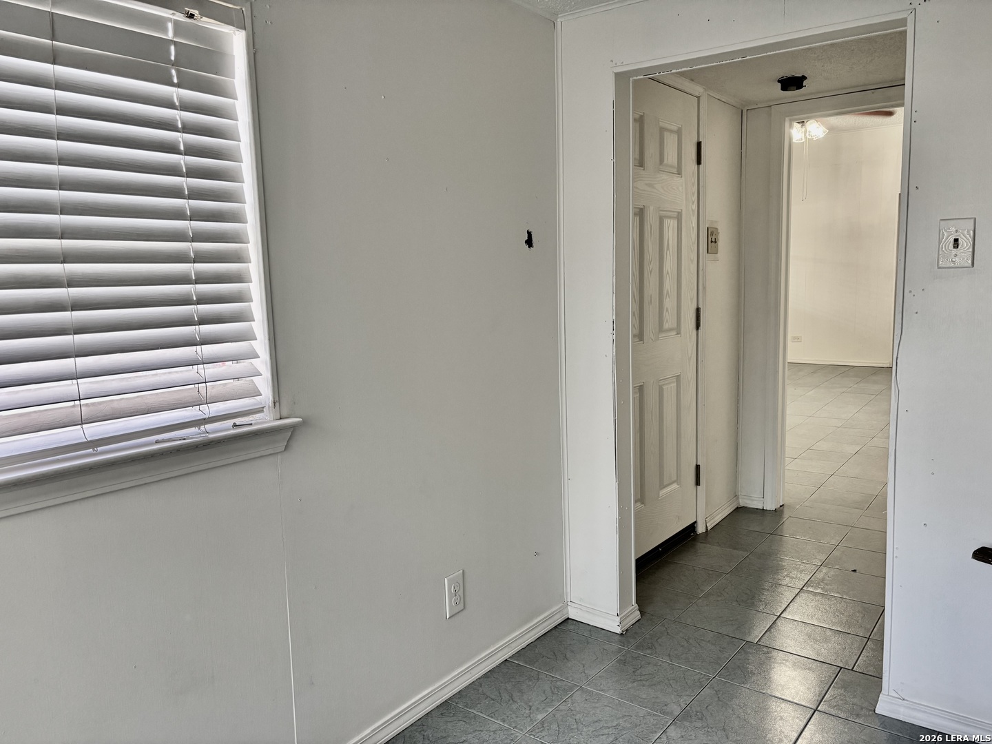 351 E Southcross San Antonio TX 78214