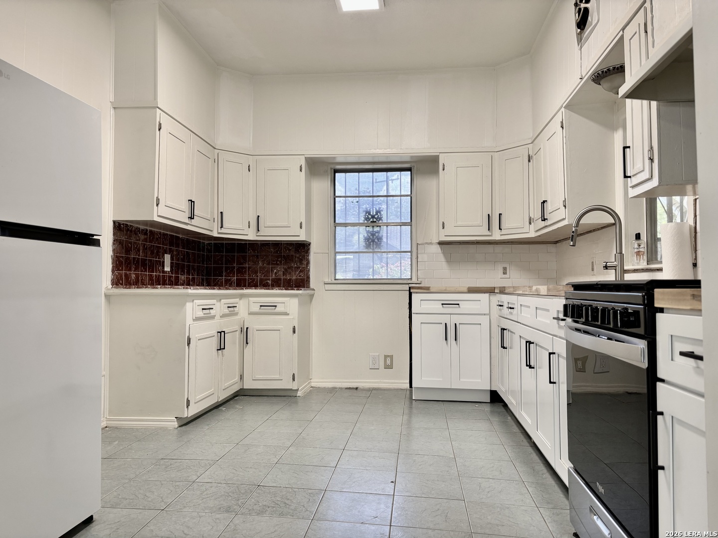 351 E Southcross San Antonio TX 78214