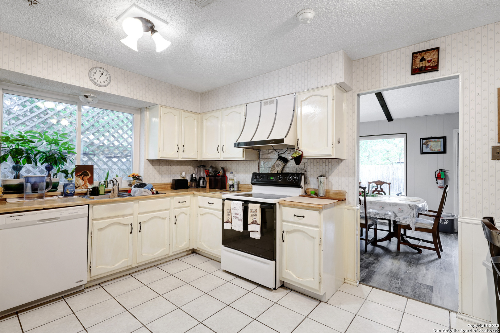 14211 Chadbourne San Antonio TX 78232