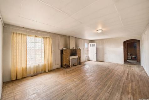 4988 S Loop 1604 E Elmendorf TX 78112