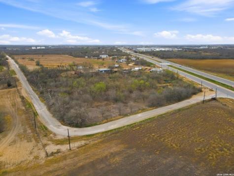 4988 S Loop 1604 E Elmendorf TX 78112