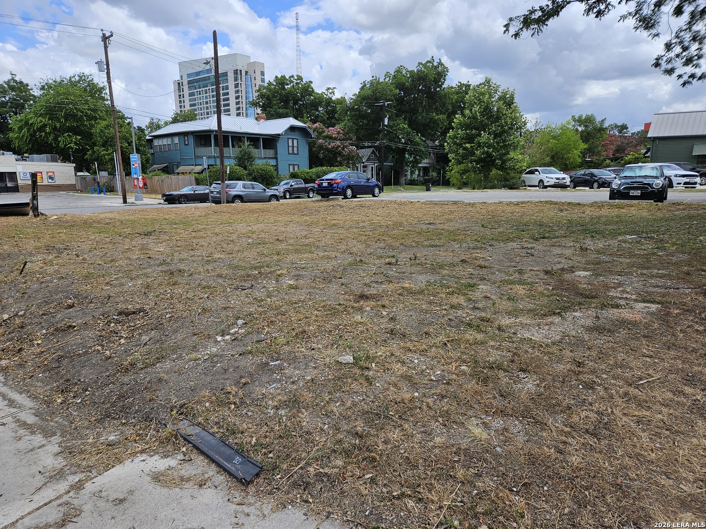 423 Dallas San Antonio TX 78215