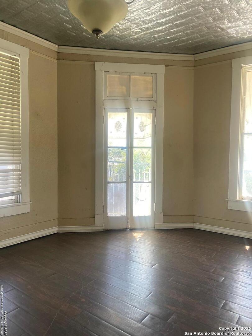 1720 S Presa Street San Antonio TX 78210