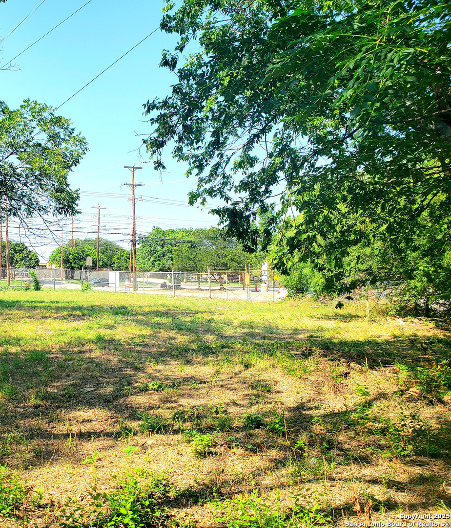 4846 E Houston San Antonio TX 78220