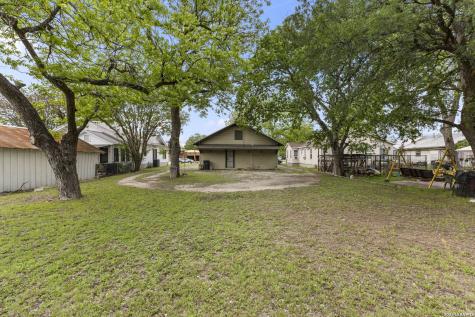 1375 W San Antonio Street New Braunfels TX 78130