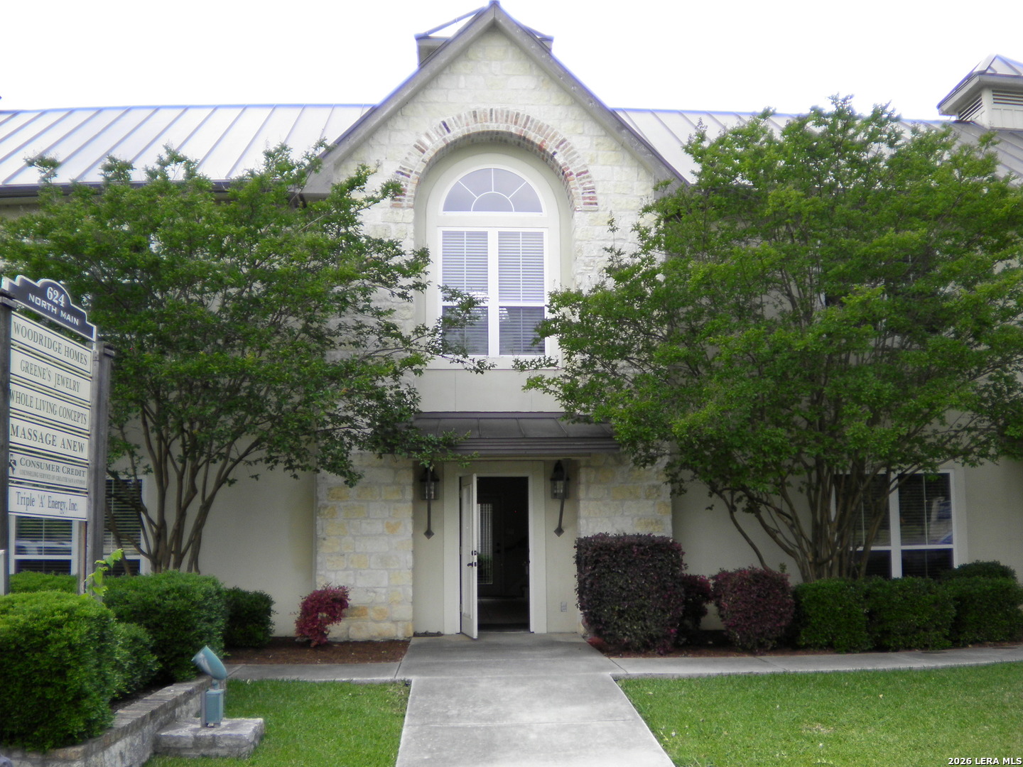 624 N Main Boerne TX 78006