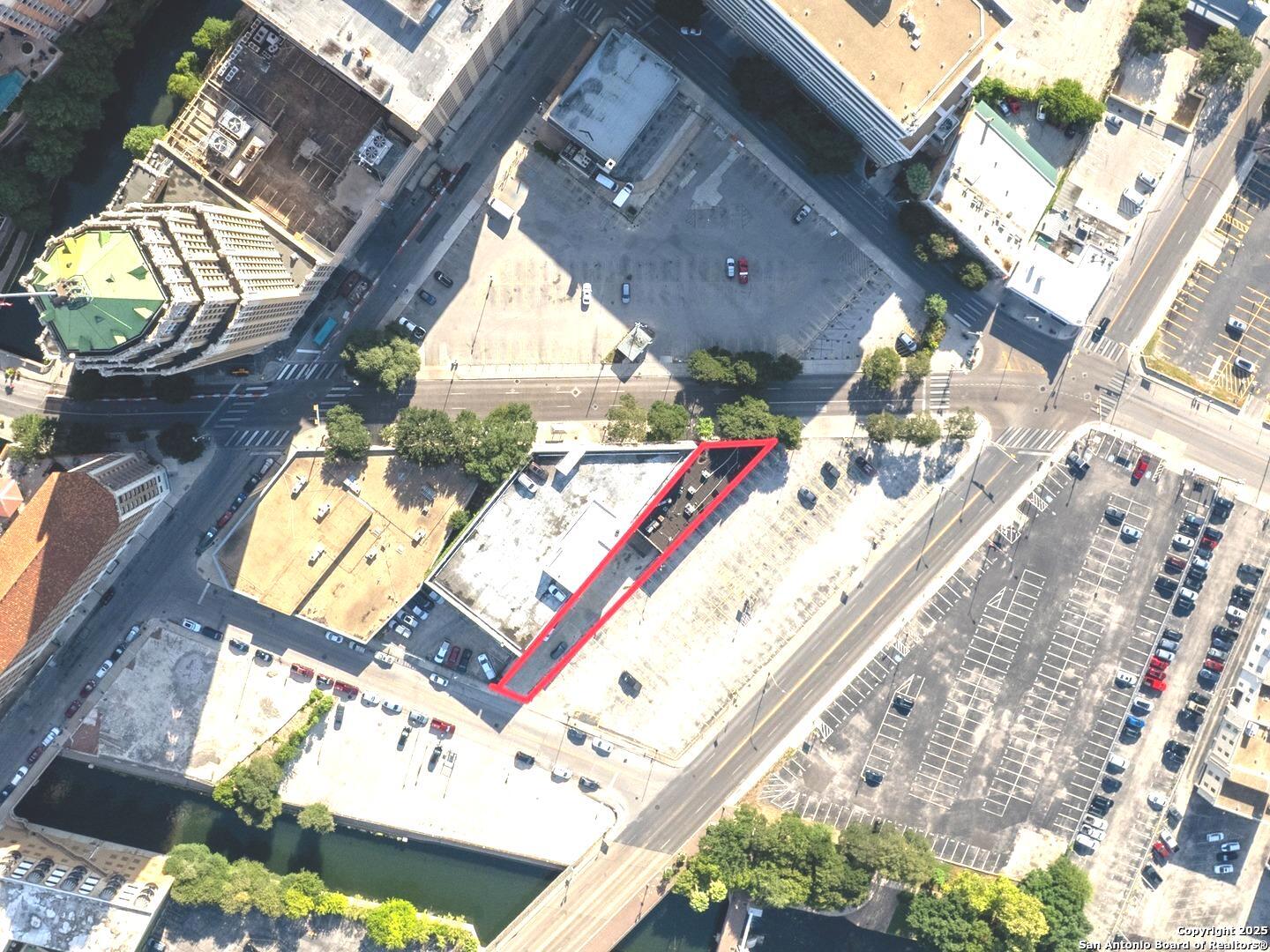 425 -427 S Street Marys San Antonio TX 78205