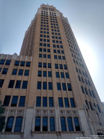 425 -427 S Street Marys San Antonio TX 78205