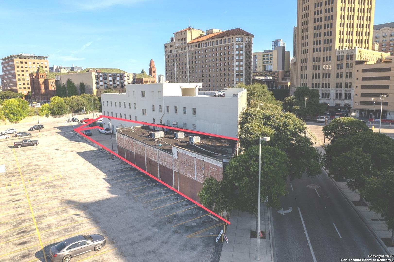 425 -427 S Street Marys San Antonio TX 78205