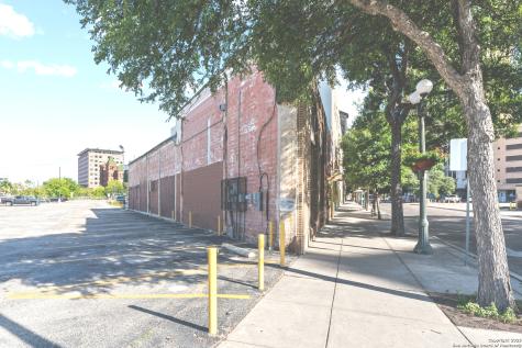 425 -427 S Street Marys San Antonio TX 78205