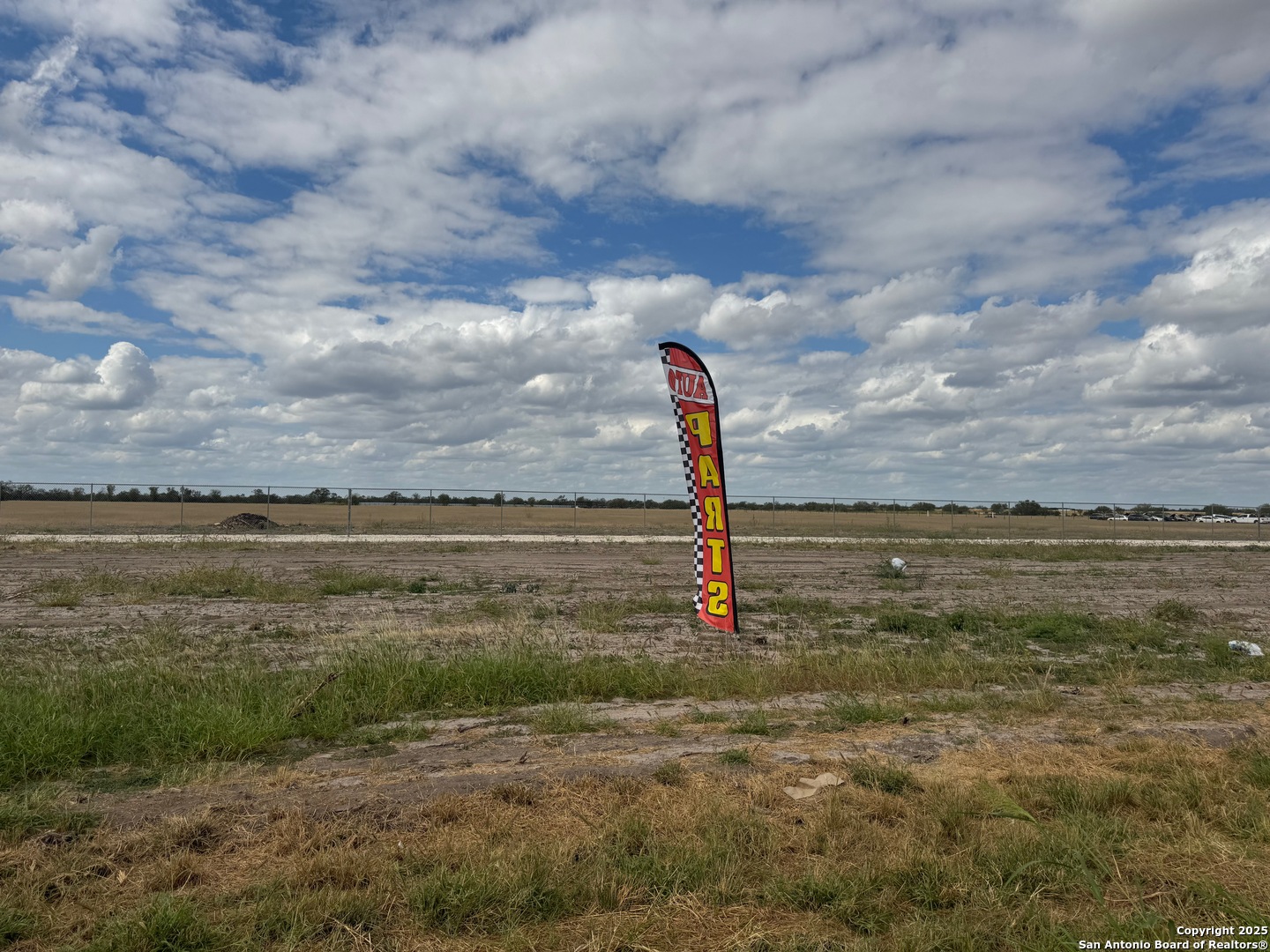 Lot 8 Summerwood Lane La Pryor TX 78872