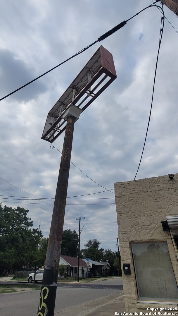 3105 Nogalitos San Antonio TX 78225