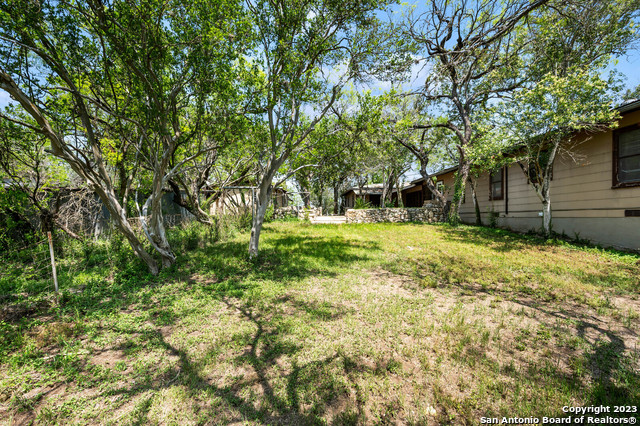 932 Toepperwein Road Converse TX 78109