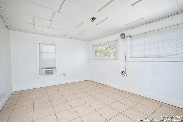 932 Toepperwein Road Converse TX 78109