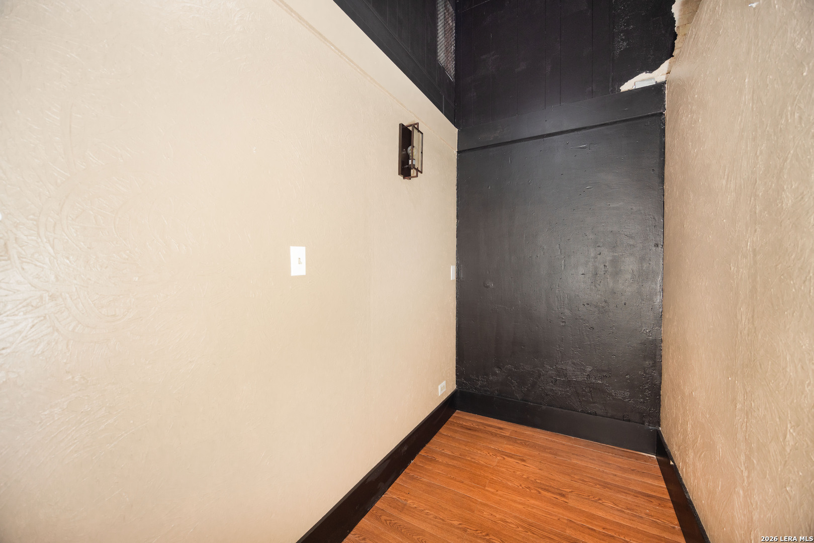 1118 18th Street Hondo TX 78861