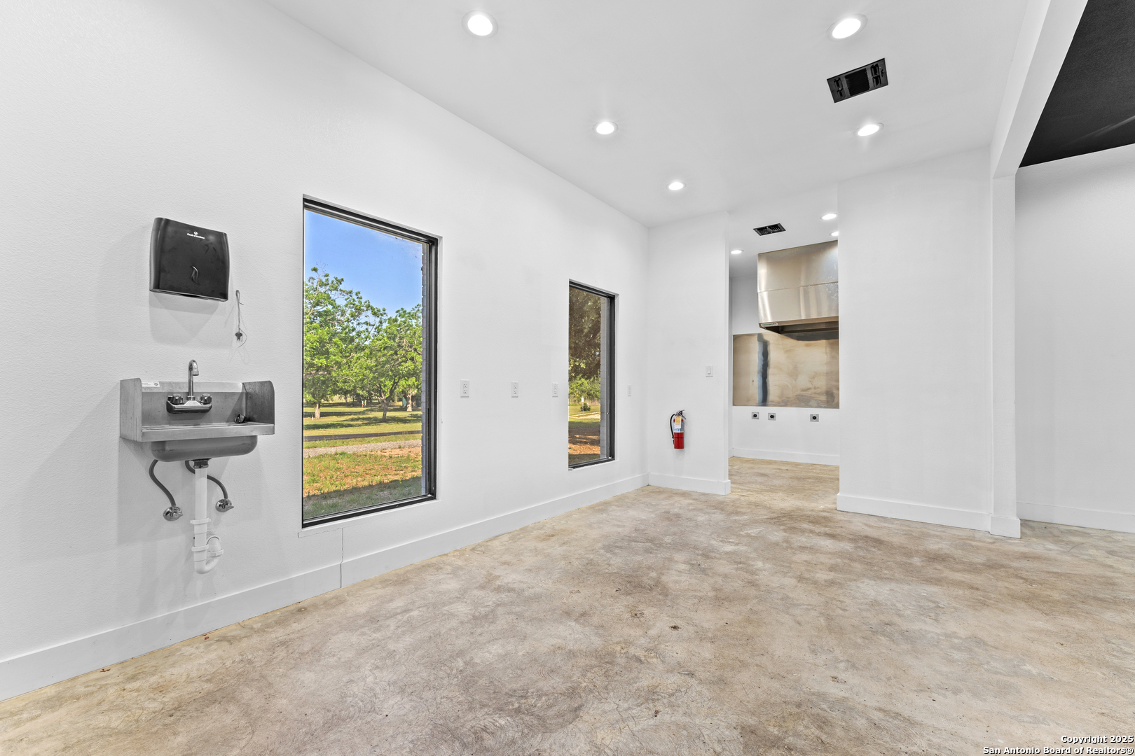 1301 Hospital Boulevard Floresville TX 78114