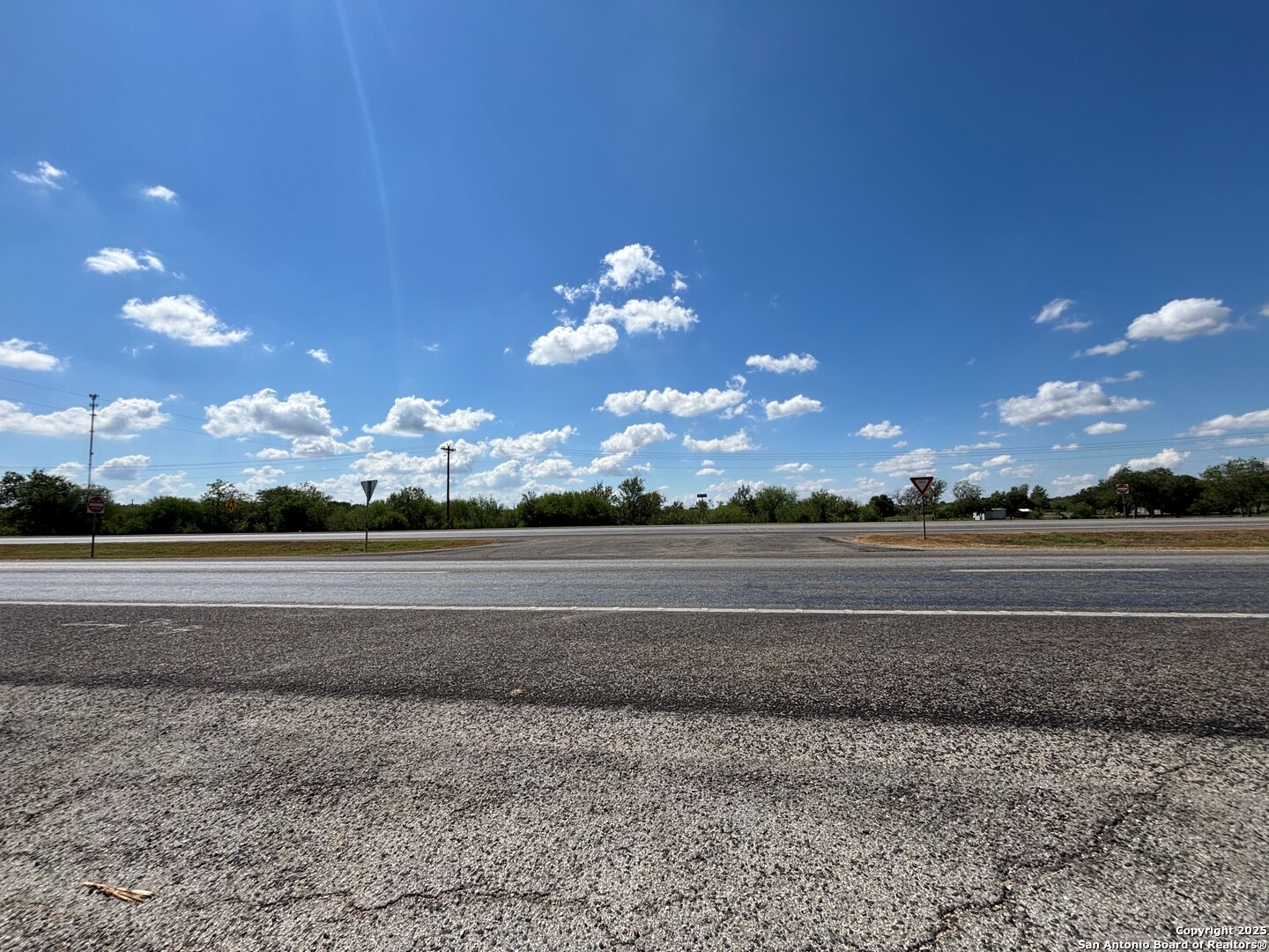 1841 Us Highway 90 Castroville TX 78009