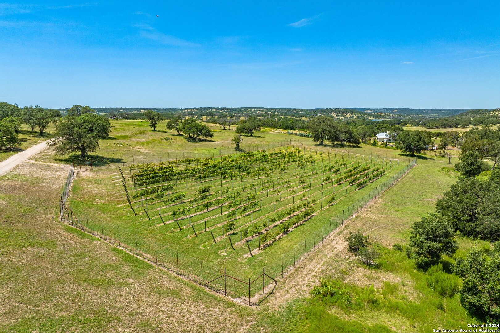 5081 Texas 173 Center Point TX 78010