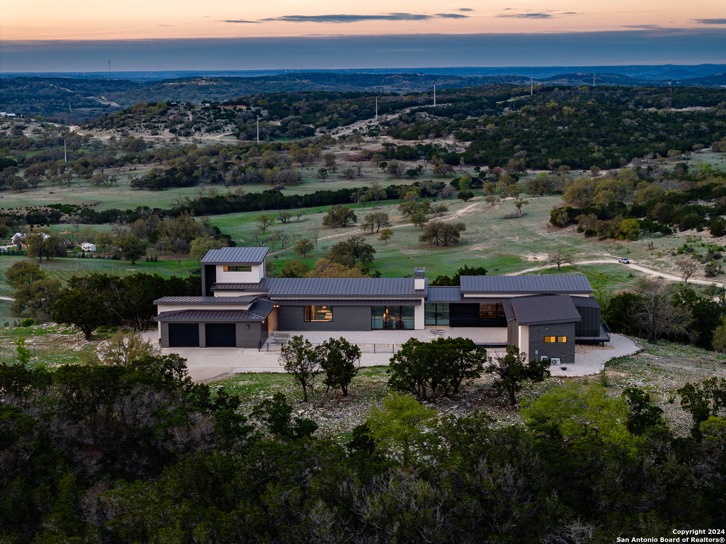 5081 Texas 173 Center Point TX 78010