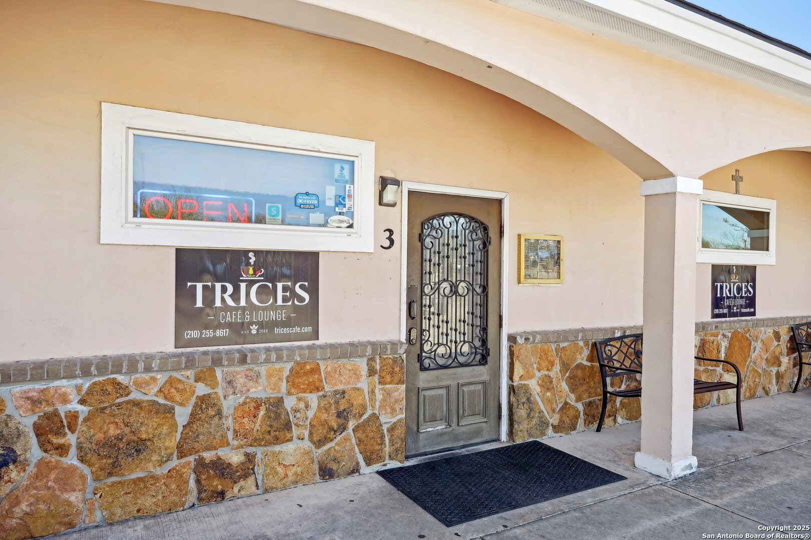 7600 Eckhert Leon Valley TX 78240