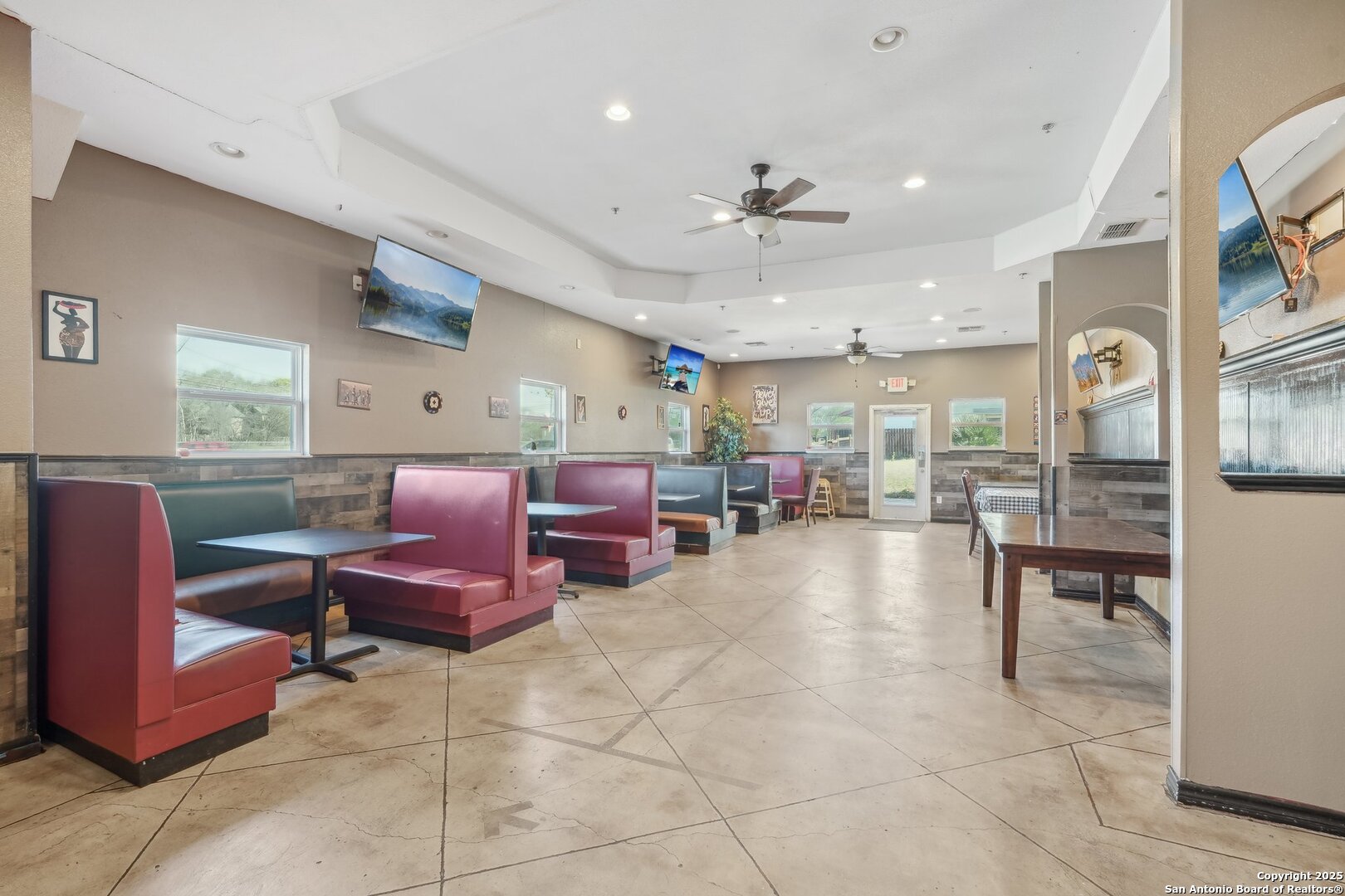 7600 Eckhert Leon Valley TX 78240