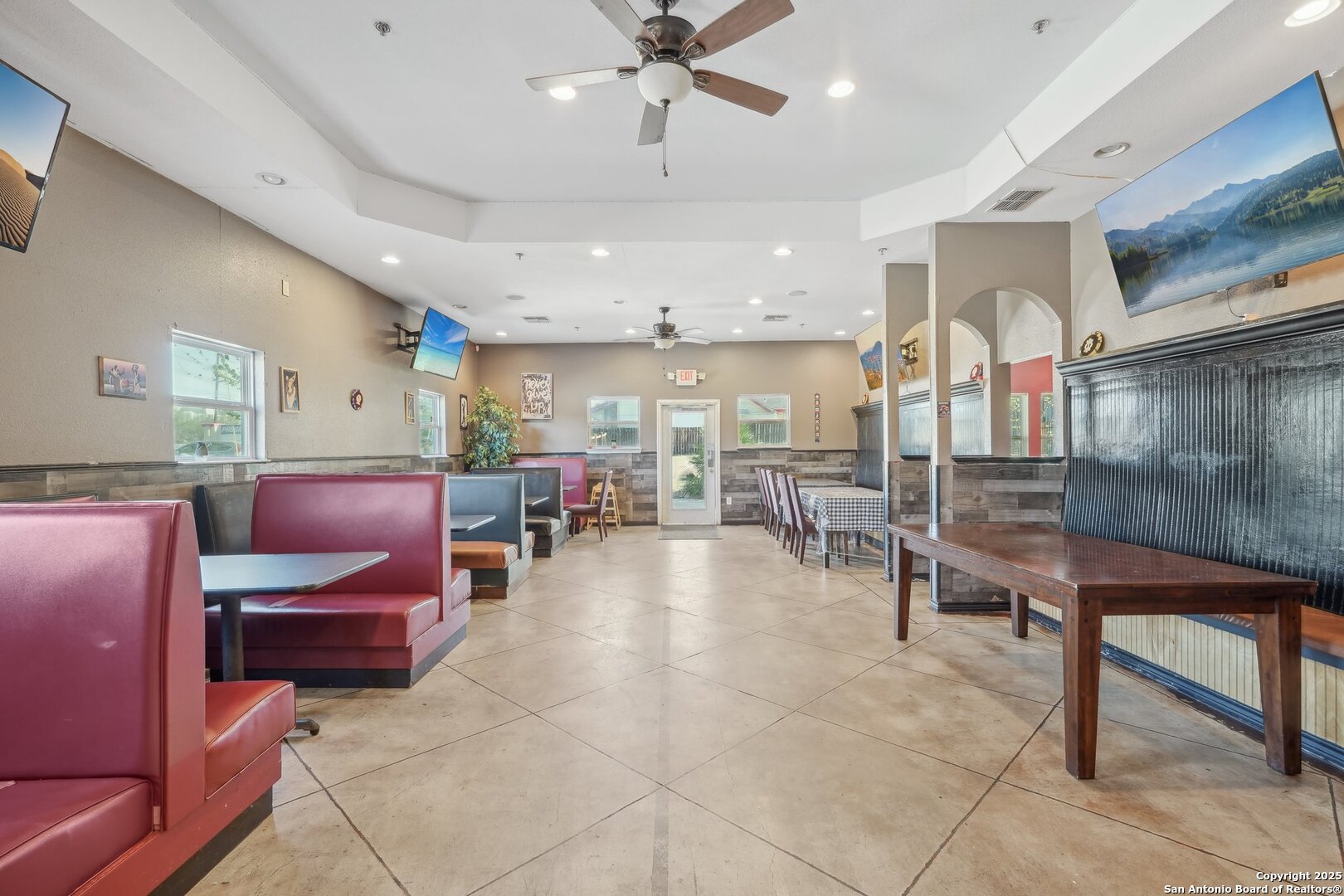 7600 Eckhert Leon Valley TX 78240