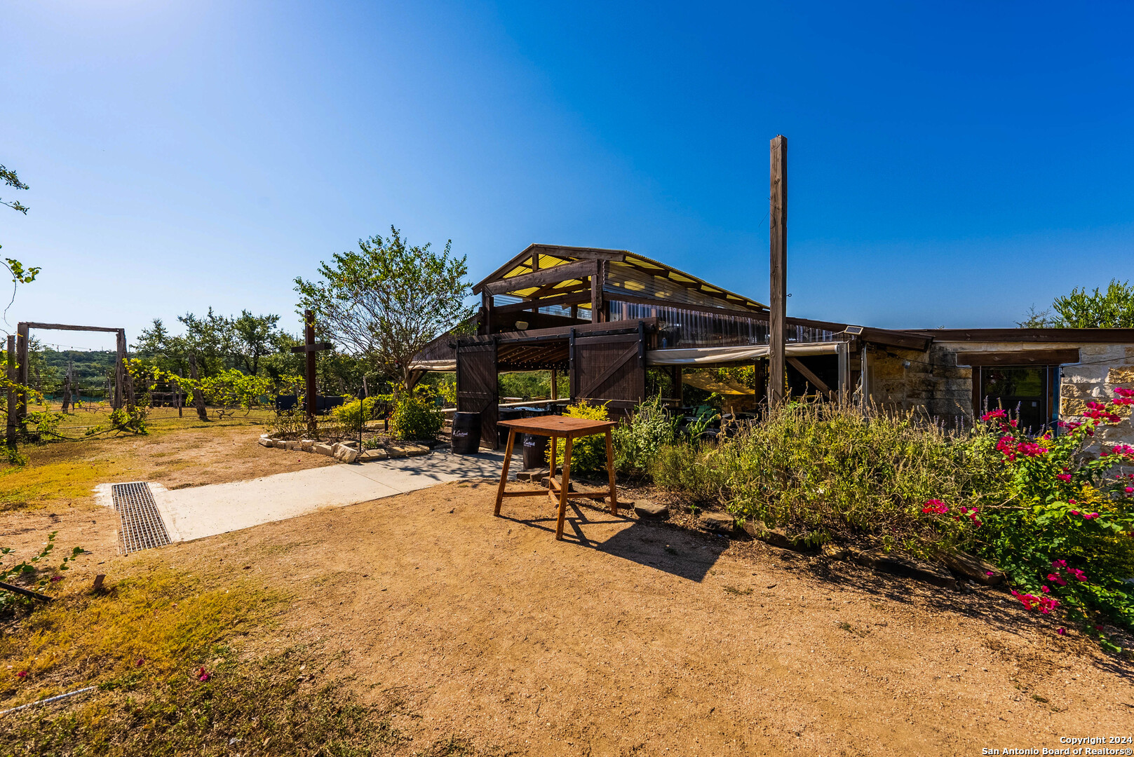 27490 Smithson Valley Road San Antonio TX 78261