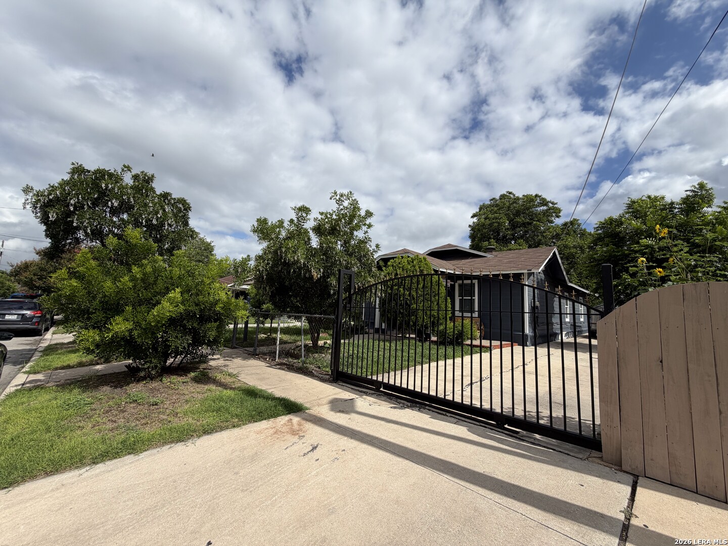 1809 W French Place San Antonio TX 78201