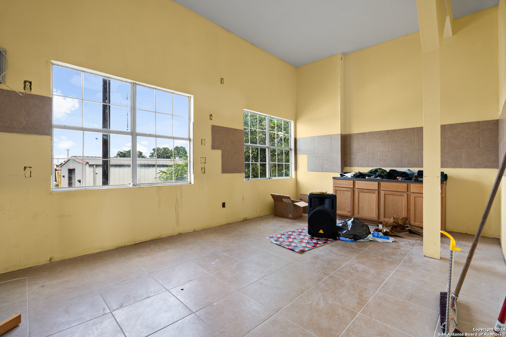 4814 W Commerce Street San Antonio TX 78237