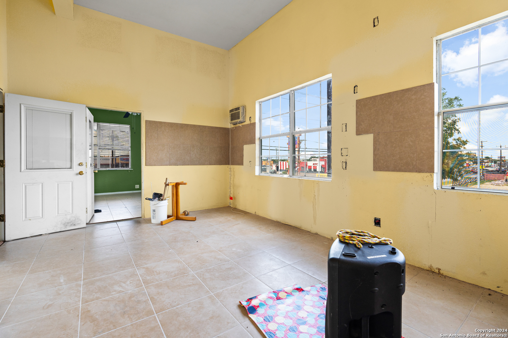 4814 W Commerce Street San Antonio TX 78237