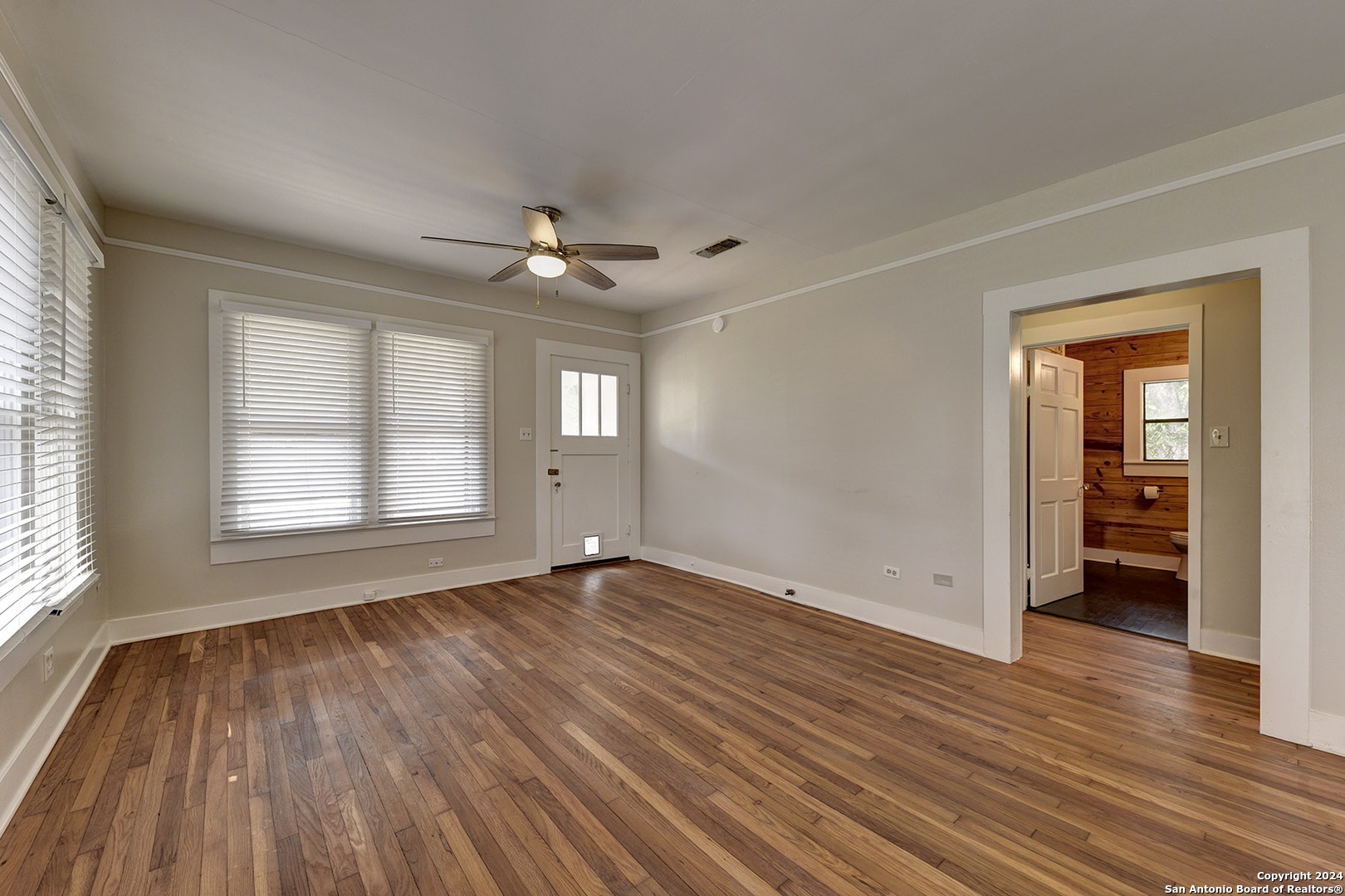 1292 N Business 35 New Braunfels TX 78130