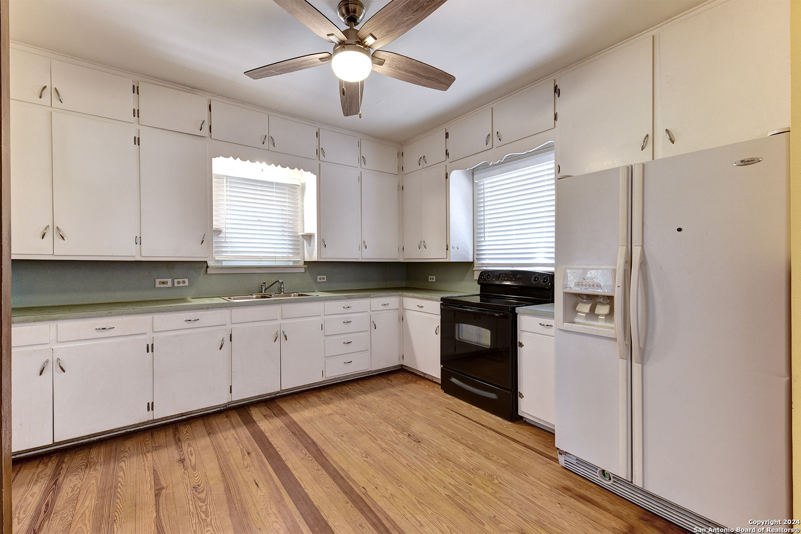 1292 N Business 35 New Braunfels TX 78130