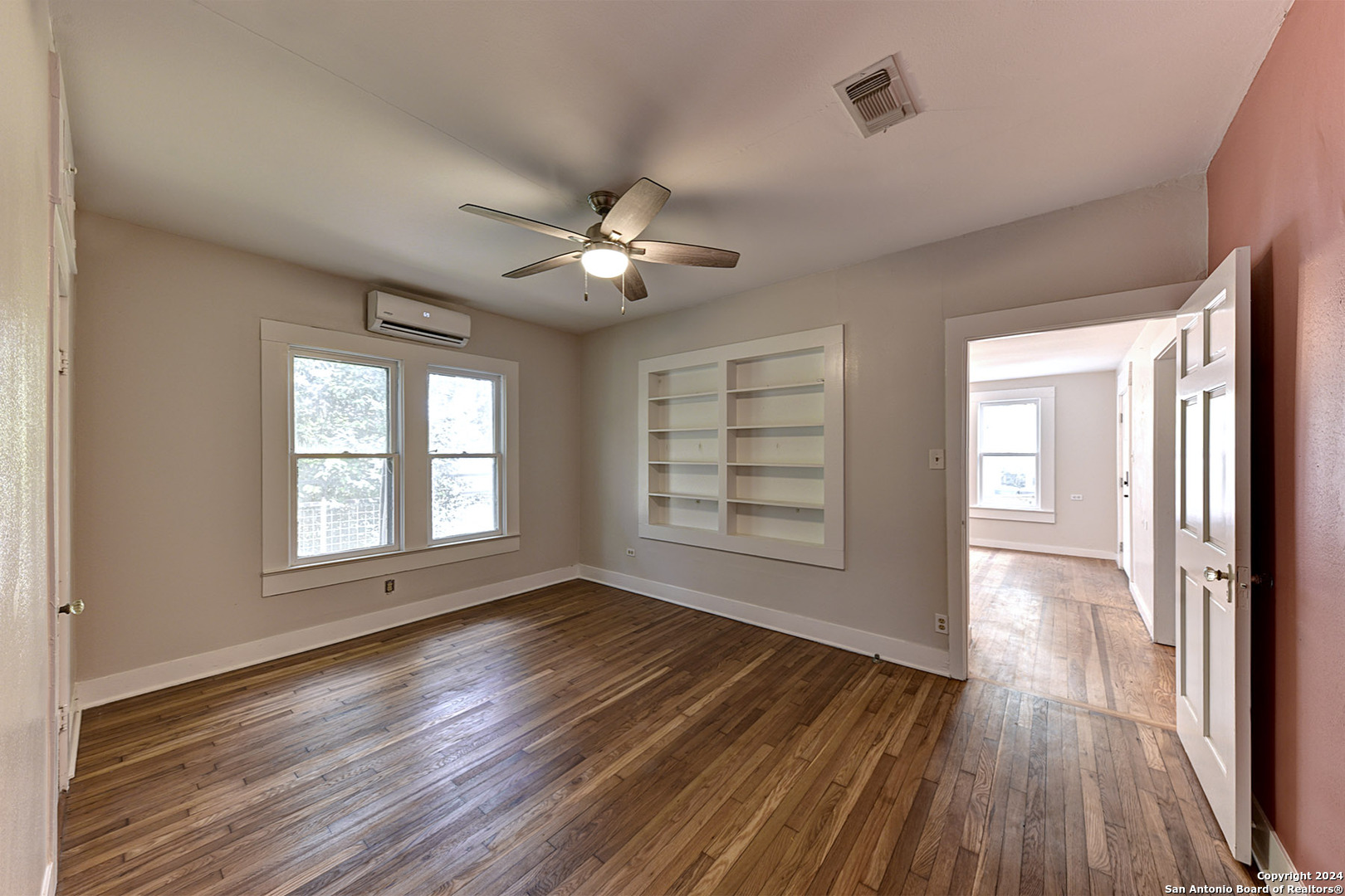 1292 N Business 35 New Braunfels TX 78130