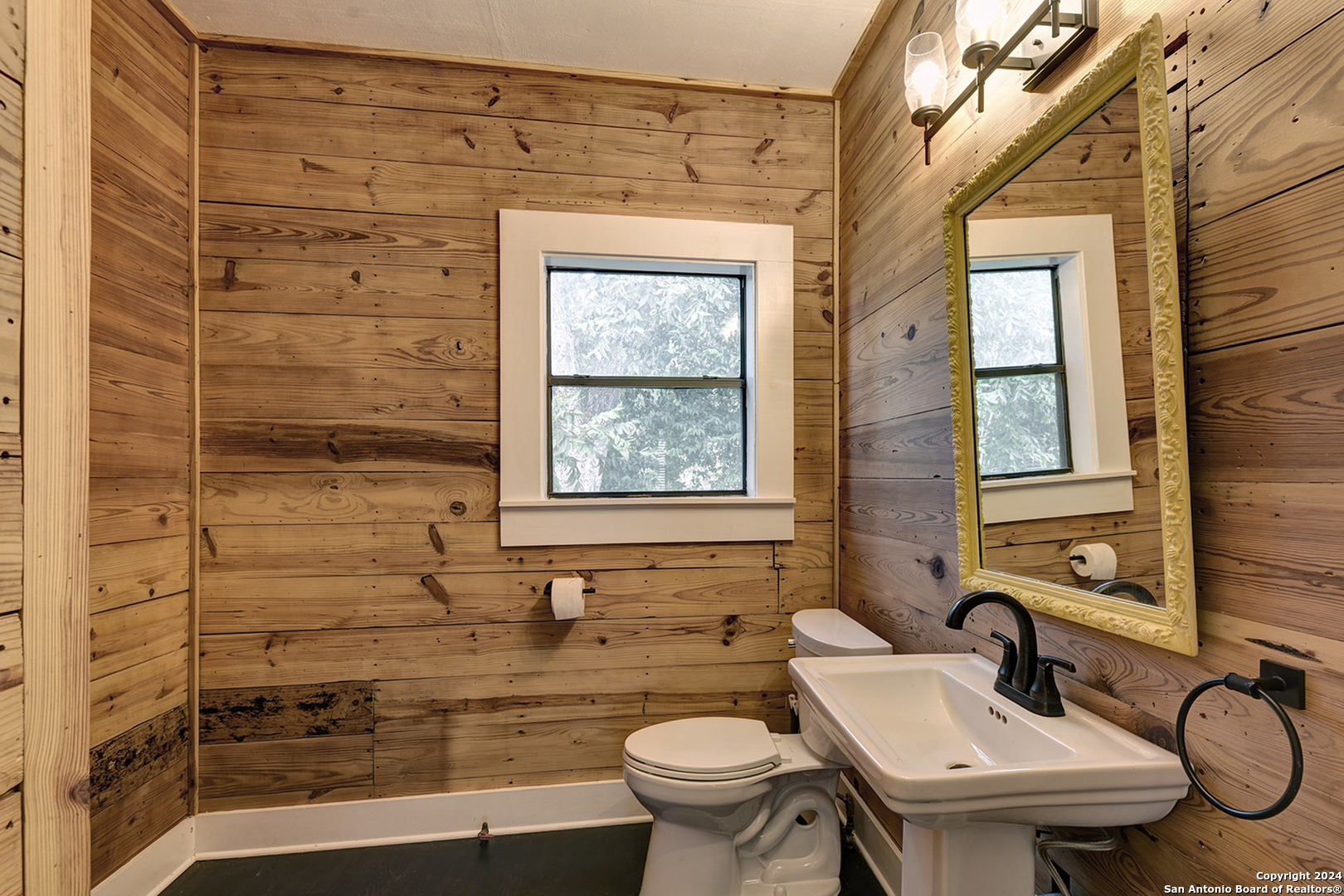 1292 N Business 35 New Braunfels TX 78130