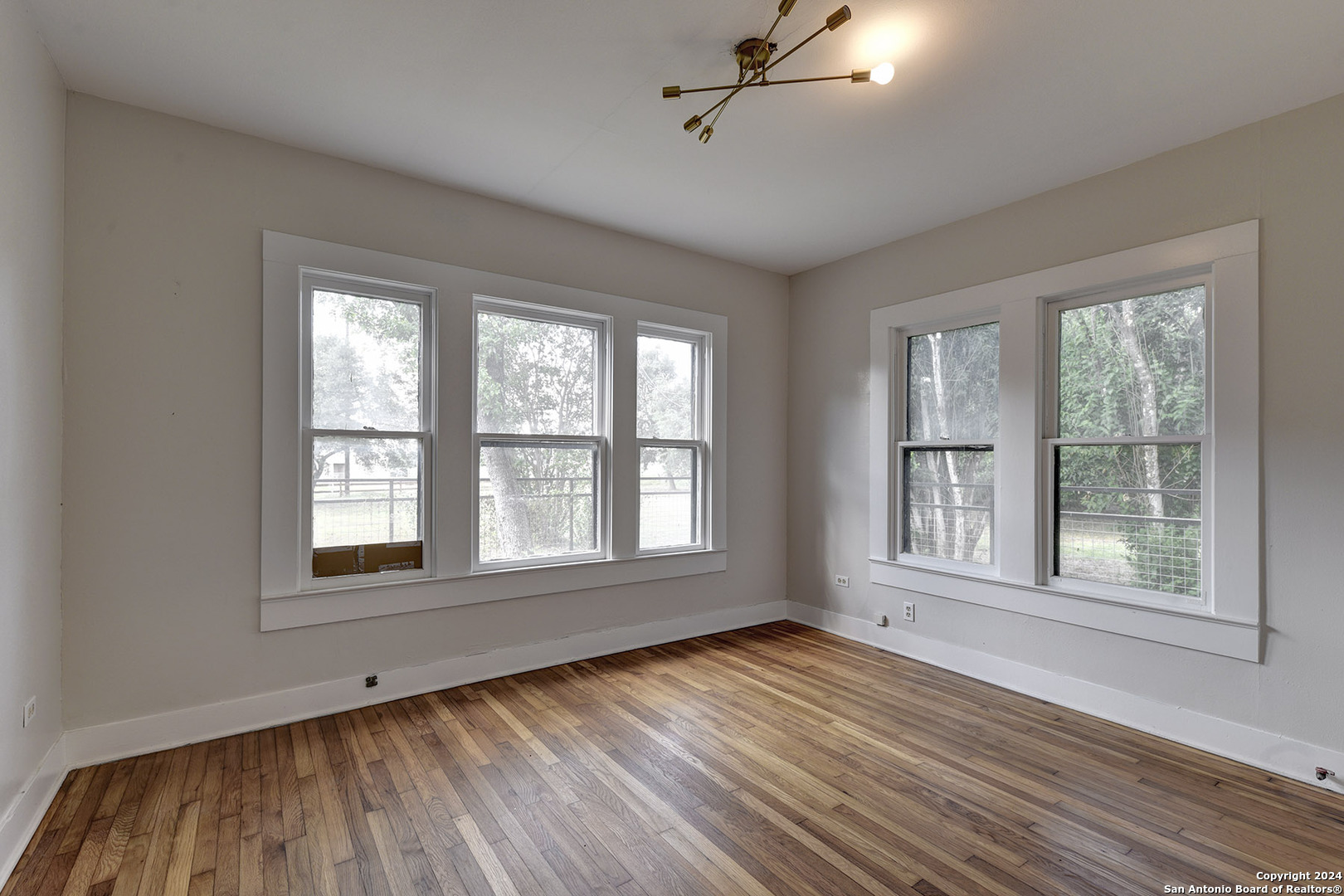 1292 N Business 35 New Braunfels TX 78130