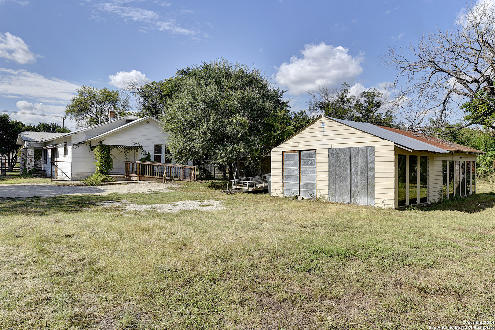 1292 N Business 35 New Braunfels TX 78130