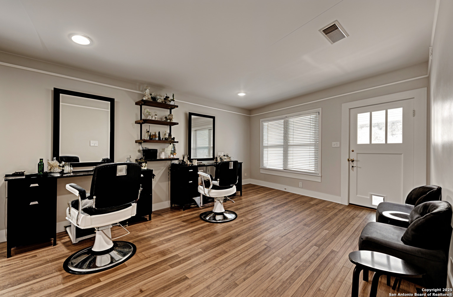 1292 N Business 35 New Braunfels TX 78130