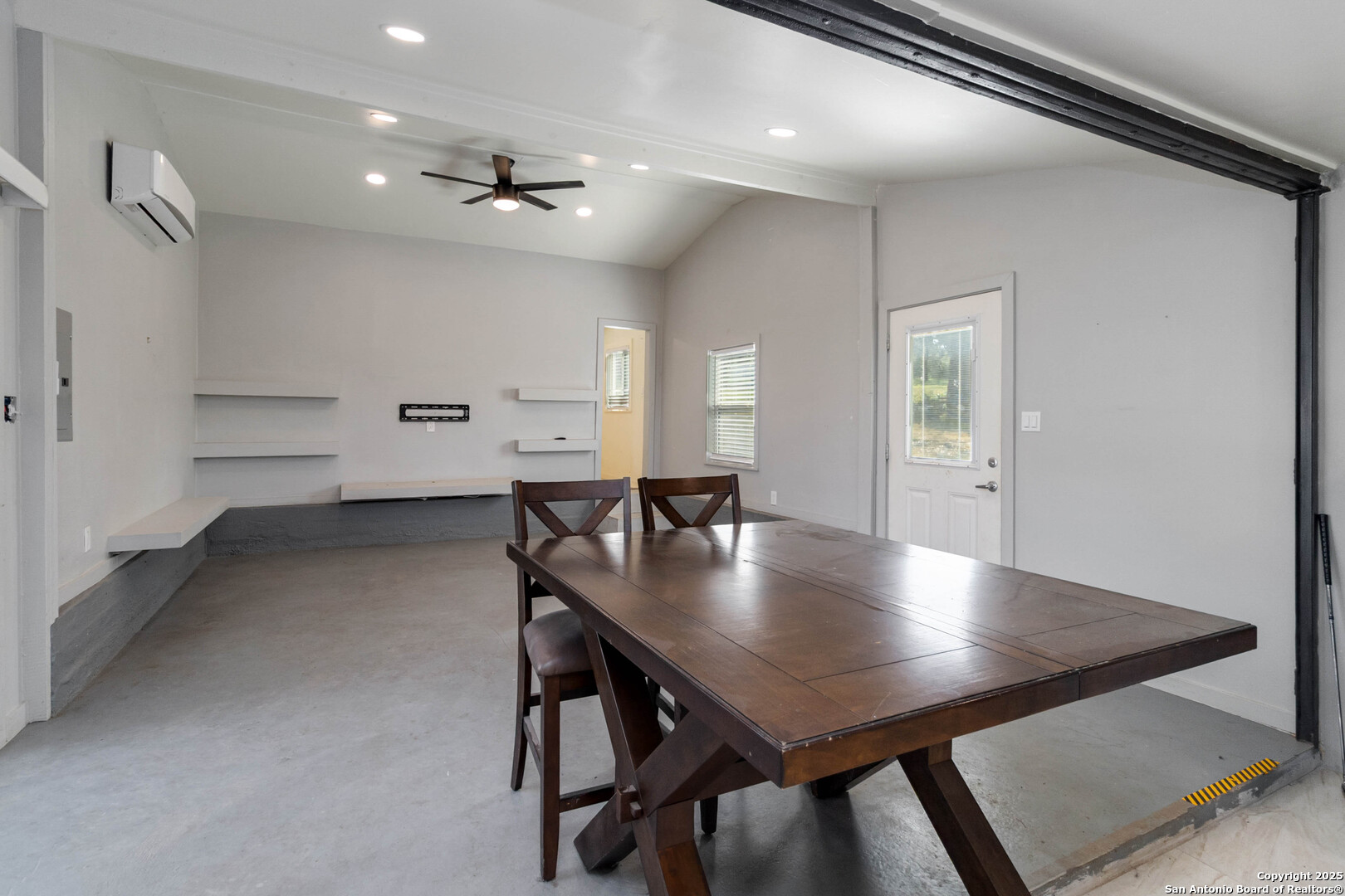 30951 Blanco Road Bulverde TX 78163