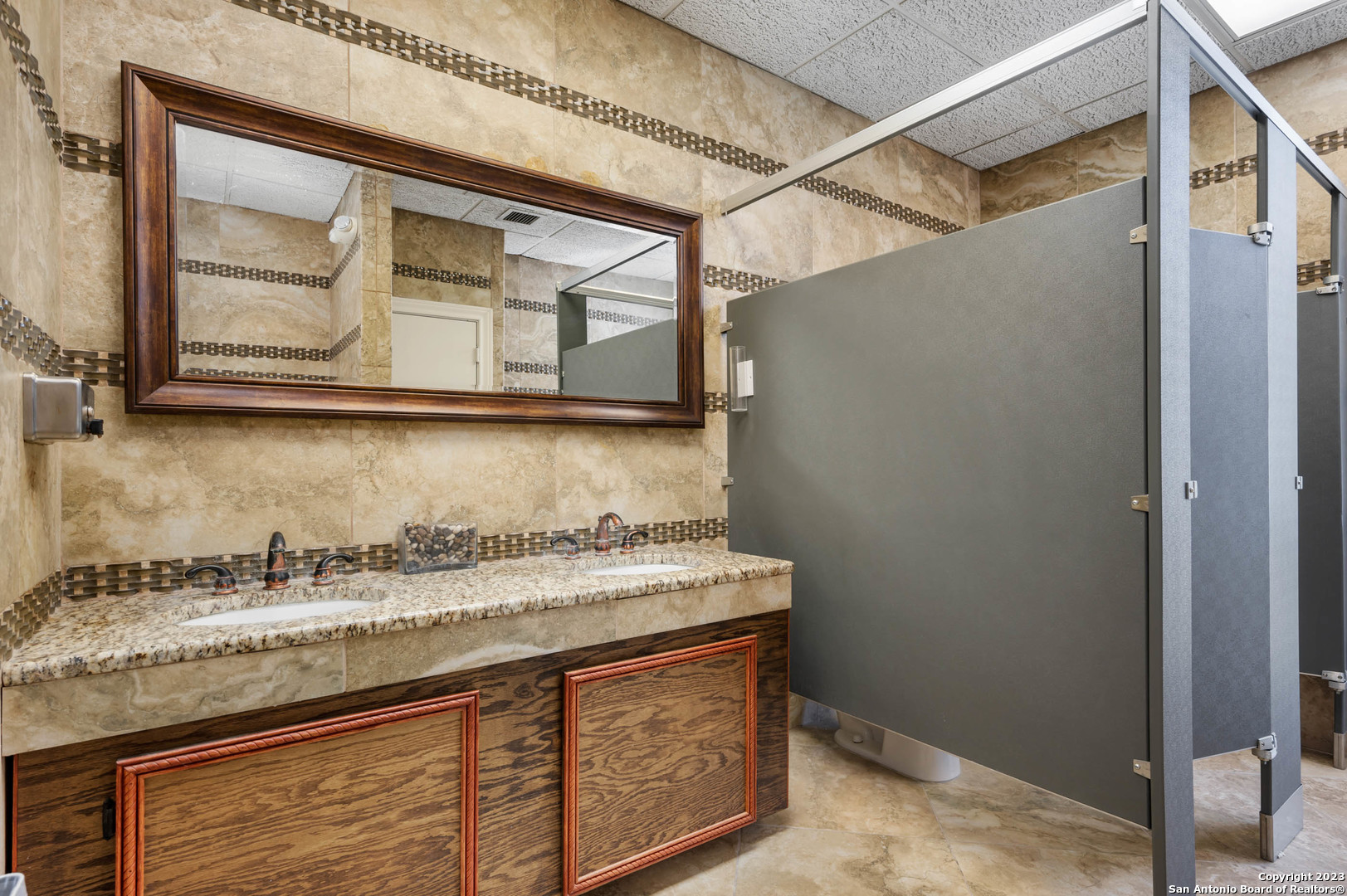 8100 Broadway San Antonio TX 78209