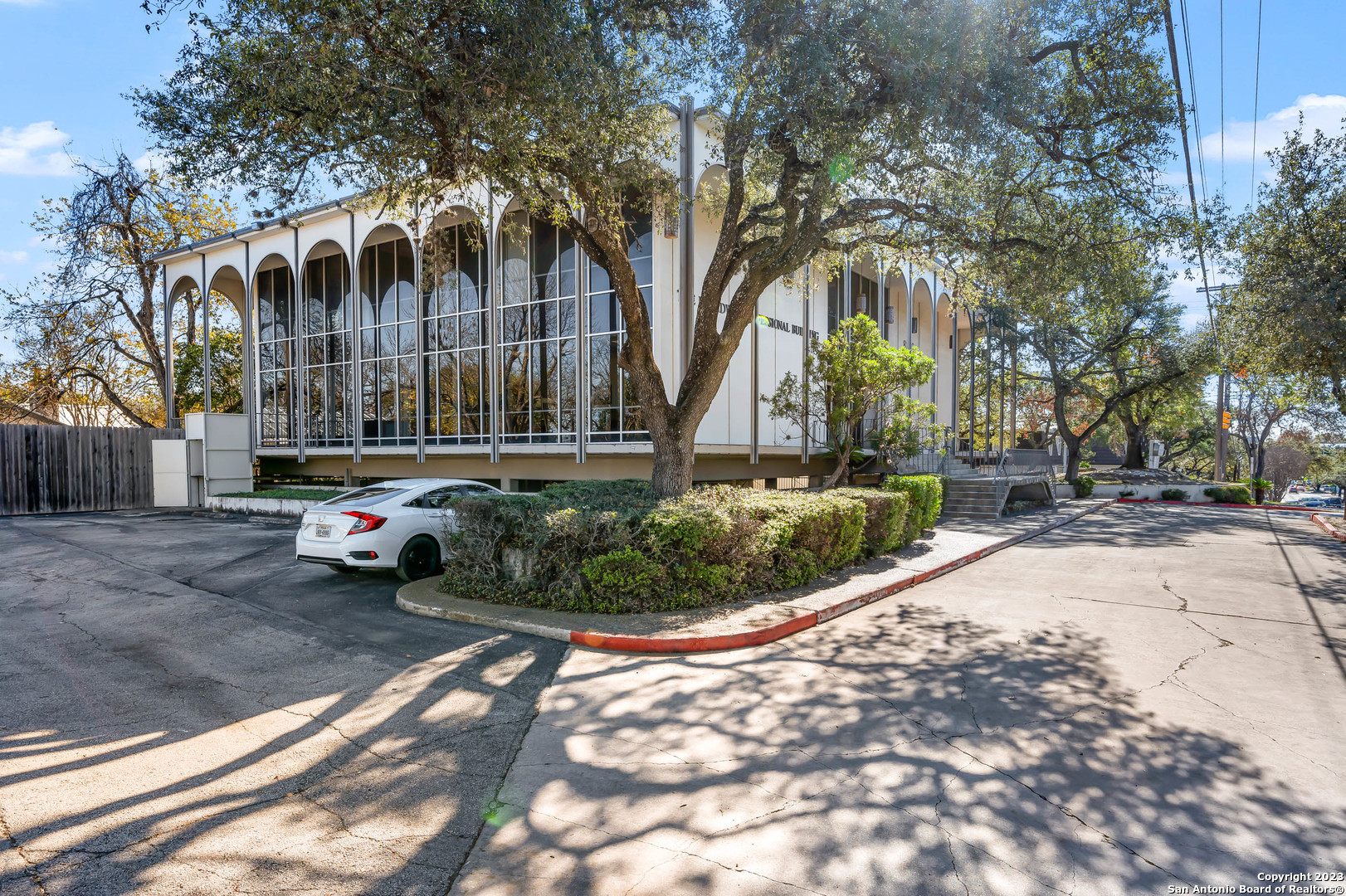 8100 Broadway San Antonio TX 78209