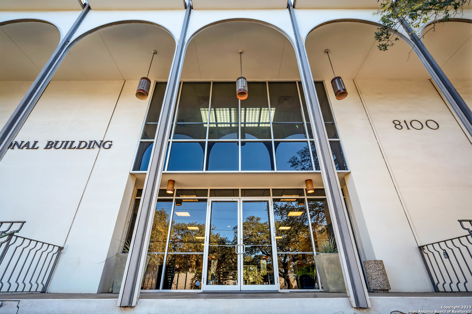 8100 Broadway San Antonio TX 78209