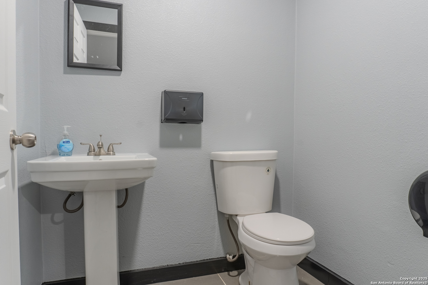 2126 Guadalupe San Antonio TX 78207