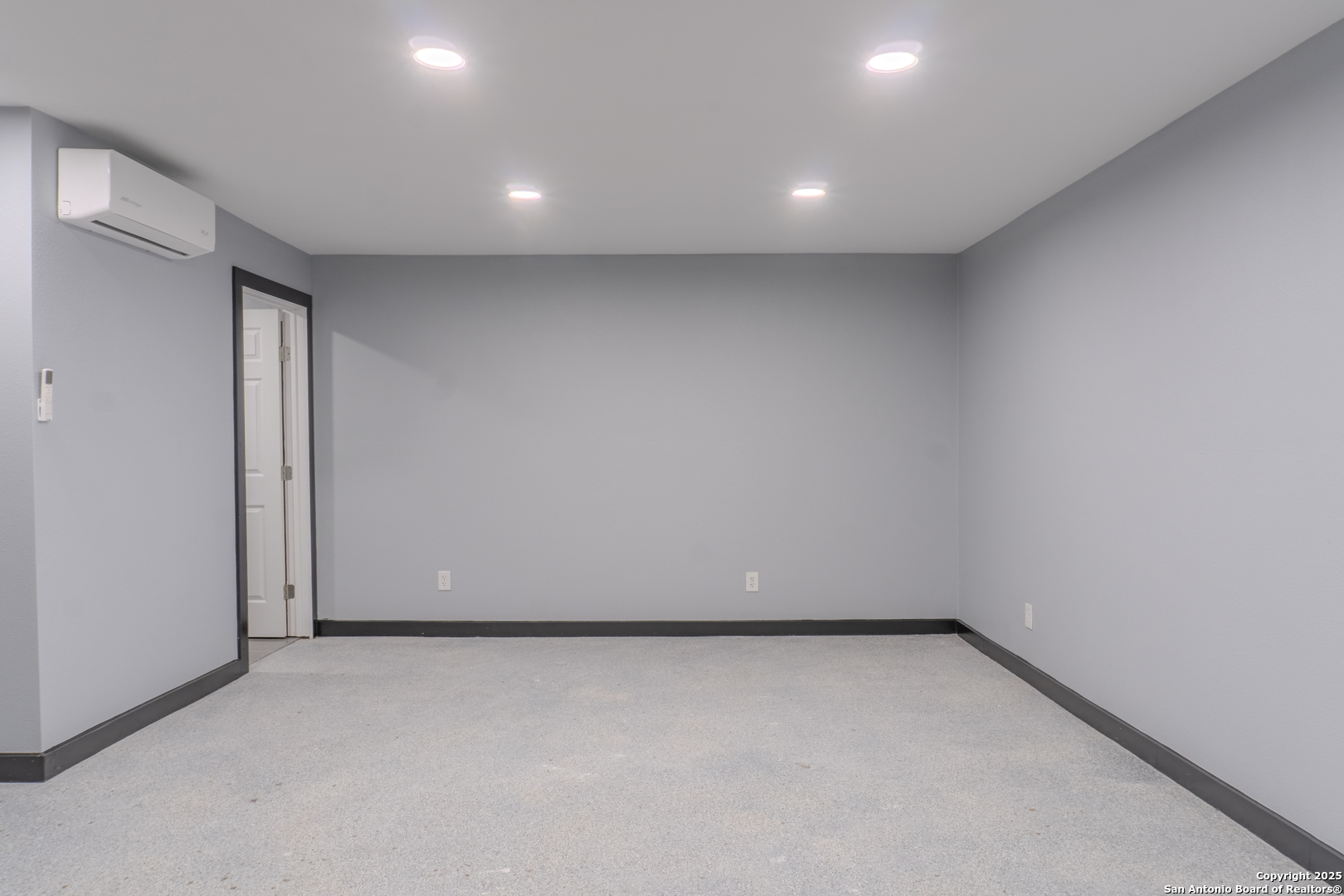 2126 Guadalupe San Antonio TX 78207