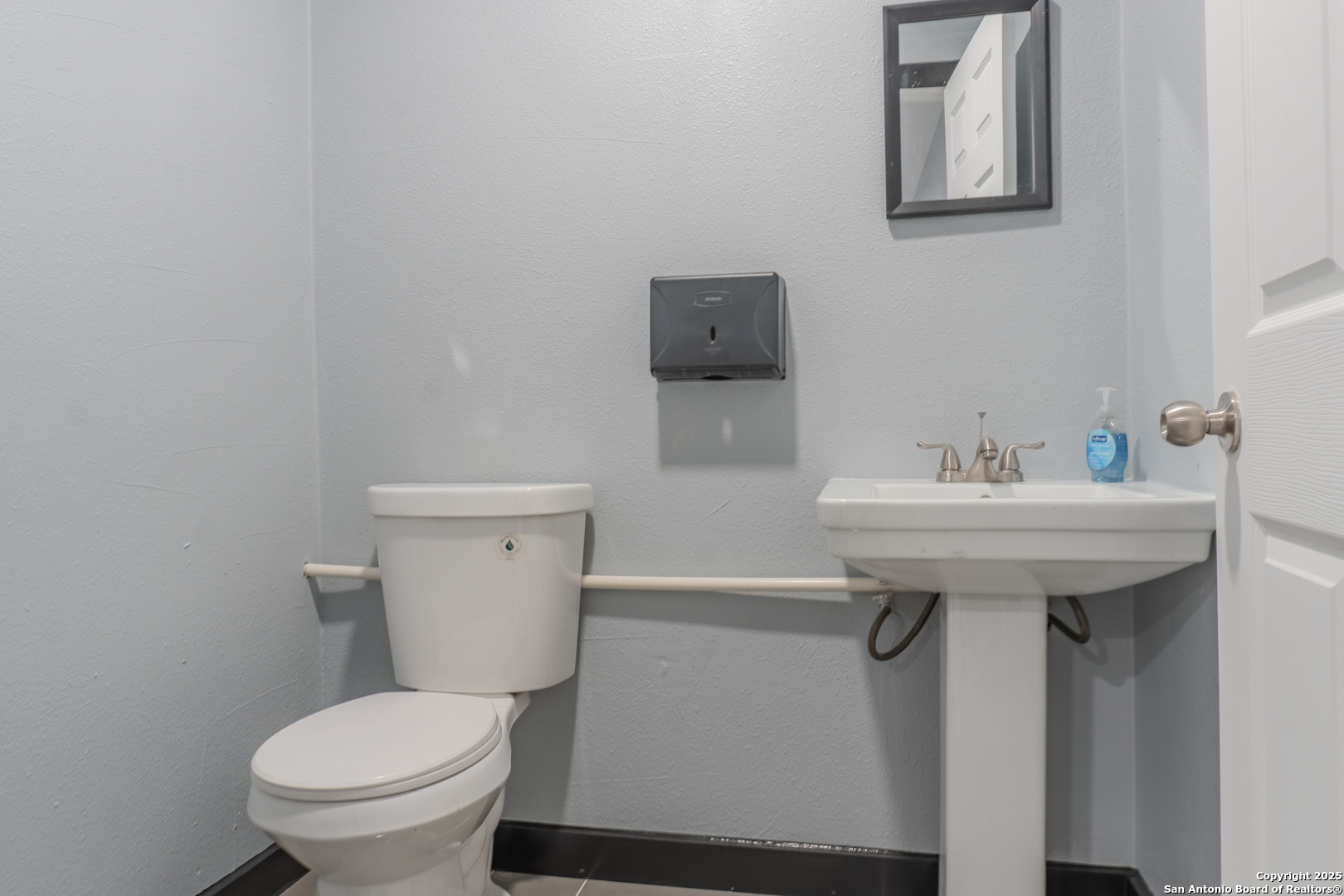 2126 Guadalupe San Antonio TX 78207